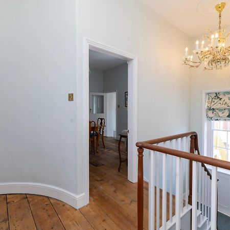 Luxury Georgian Home, Hot Tub, Sea View, Private Garden, Sleeps 6 Bognor Regis Exterior photo