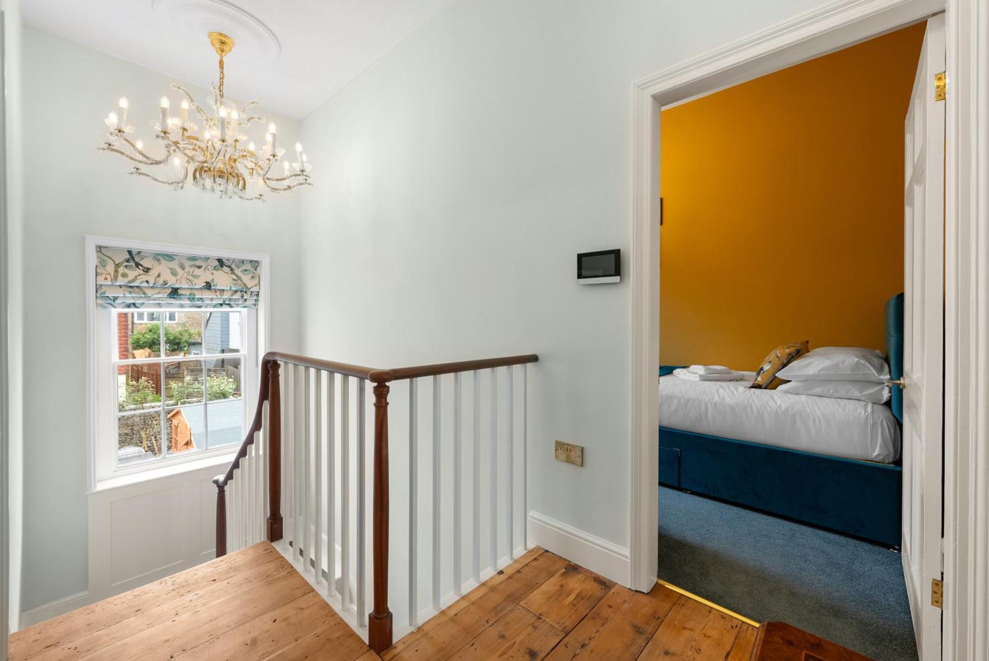 Luxury Georgian Home, Hot Tub, Sea View, Private Garden, Sleeps 6 Bognor Regis Exterior photo
